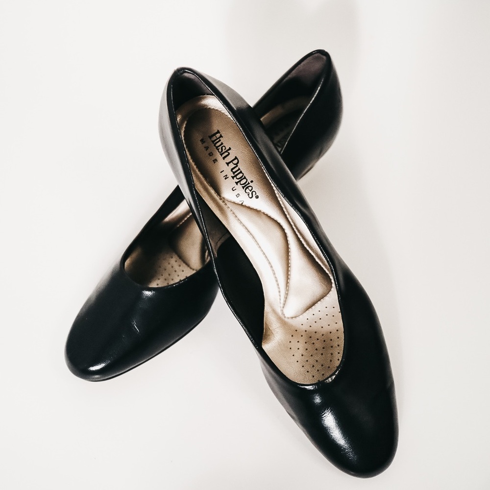 Hush Puppies Block Heels Size 9.5 M Dark Navy Blue